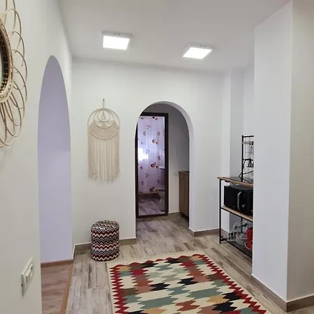 Iulia Deluxe Sulina